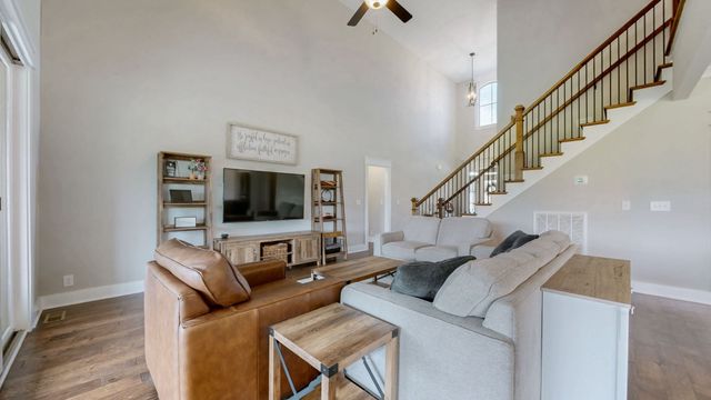 1236 Alex Walker Dr, Christiana, TN 37037