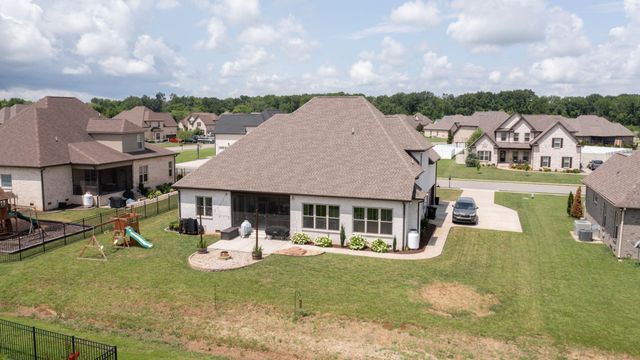 1236 Alex Walker Dr, Christiana, TN 37037