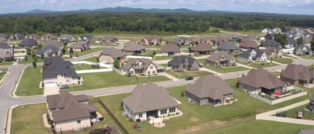 1236 Alex Walker Dr, Christiana, TN 37037