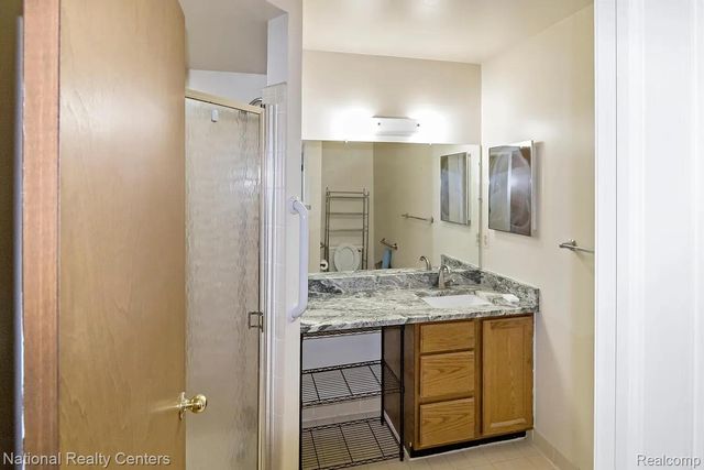 31601 Merriwood Park Drive, Livonia, MI 48152