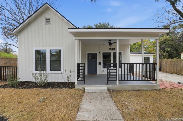 249 E French Pl, San Antonio, TX 78212