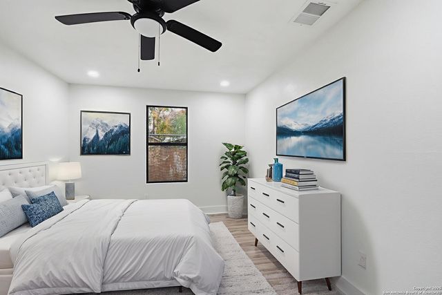 249 E French Pl, San Antonio, TX 78212