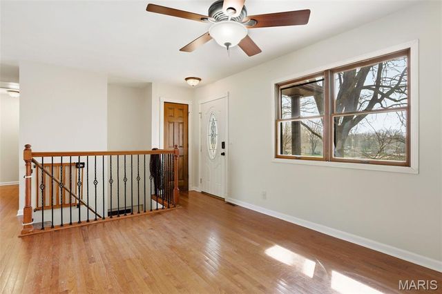 147 Holiday Drive, Edwardsville, IL 62025