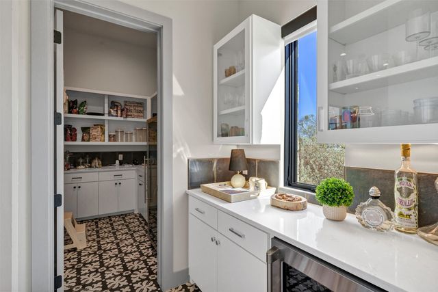 1009 Cardinal Cove, Graford, TX 76449