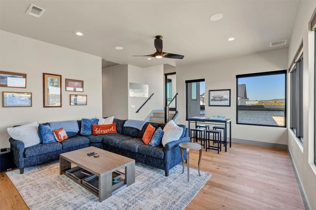 1009 Cardinal Cove, Graford, TX 76449