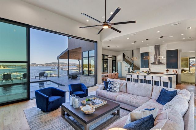 1009 Cardinal Cove, Graford, TX 76449