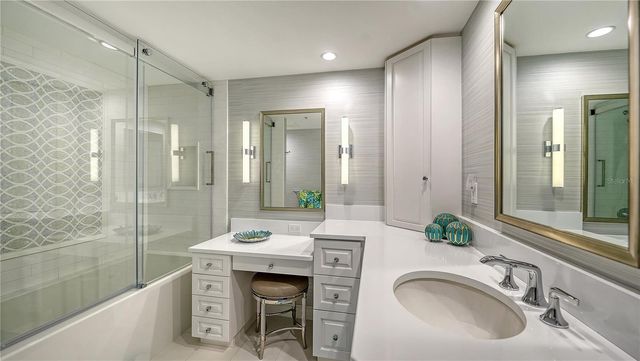 565 SANCTUARY DRIVE B506, Longboat Key, FL 34228