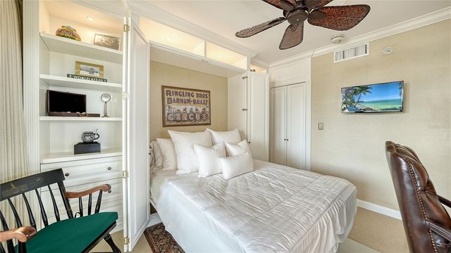 565 SANCTUARY DRIVE B506, Longboat Key, FL 34228