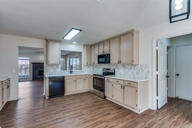 10201 Napa Valley Drive, Frisco, TX 75035