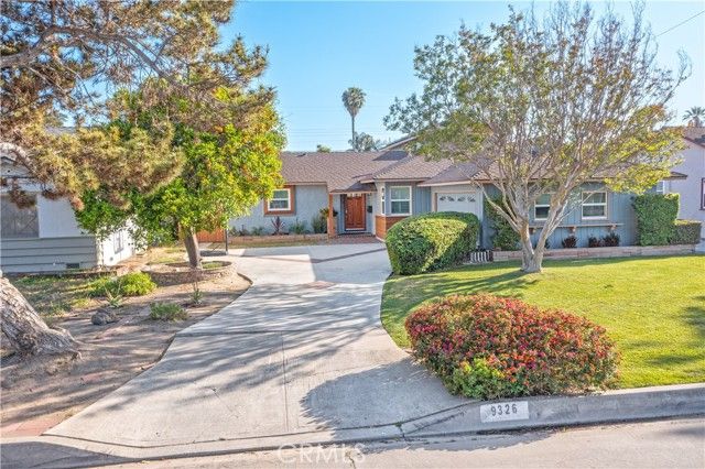 9326 Via Amorita, Downey, CA 90241