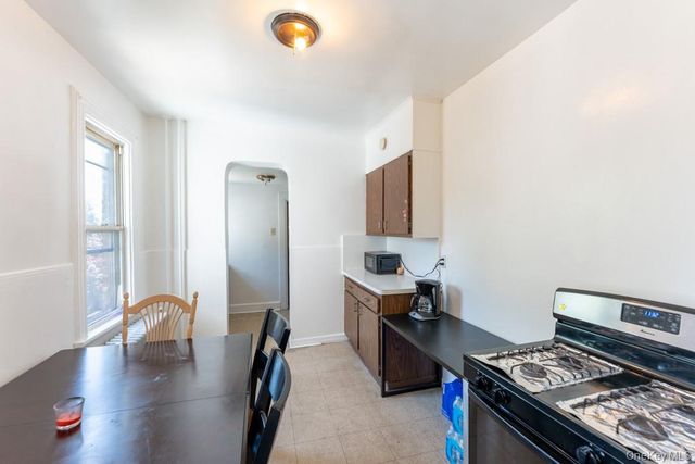 304 Lockwood Avenue, New Rochelle, NY 10801