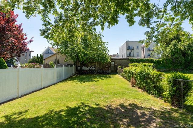 304 Lockwood Avenue, New Rochelle, NY 10801