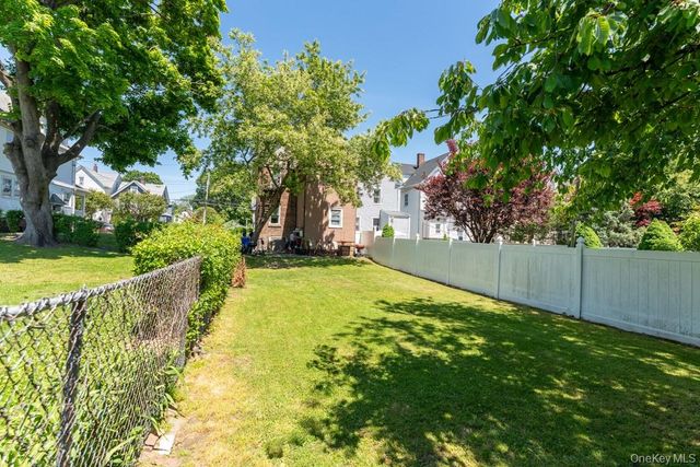 304 Lockwood Avenue, New Rochelle, NY 10801