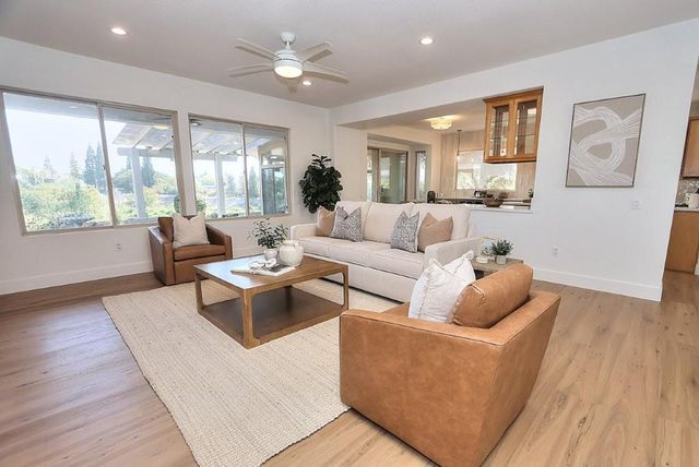 1236 Secret Lake Loop, Lincoln, CA 95648