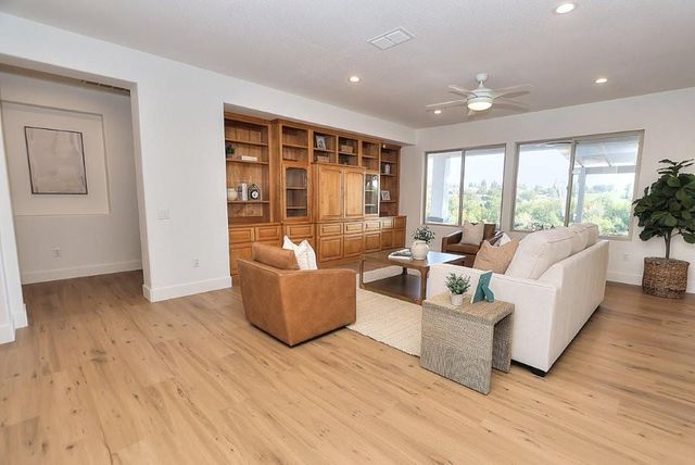 1236 Secret Lake Loop, Lincoln, CA 95648