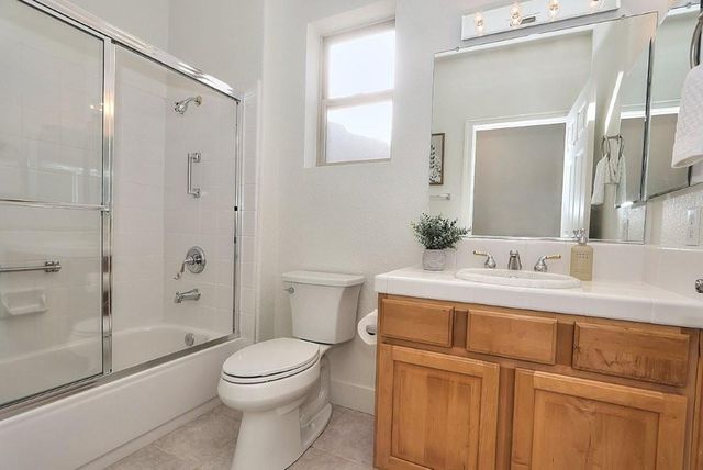 1236 Secret Lake Loop, Lincoln, CA 95648