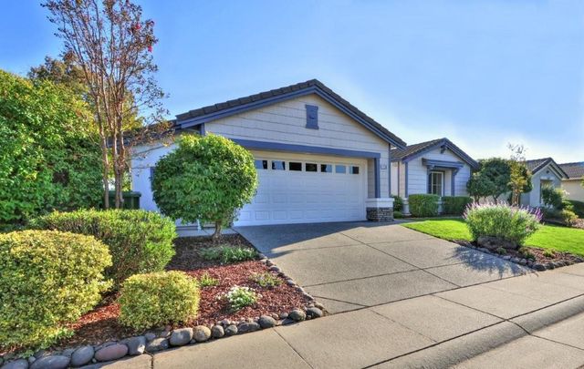 1236 Secret Lake Loop, Lincoln, CA 95648
