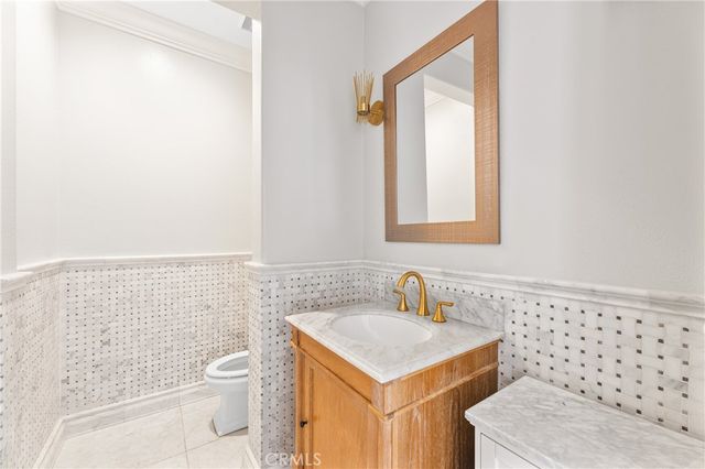 22 Crest Terrace, Irvine, CA 92603