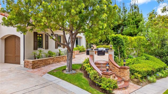 22 Crest Terrace, Irvine, CA 92603