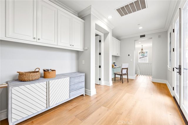 22 Crest Terrace, Irvine, CA 92603