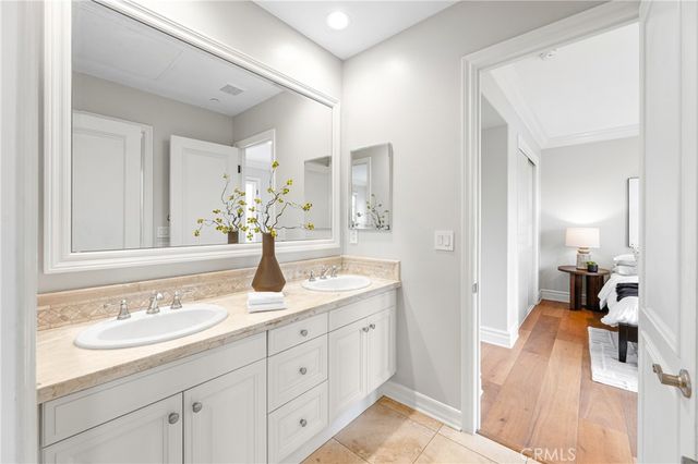 22 Crest Terrace, Irvine, CA 92603