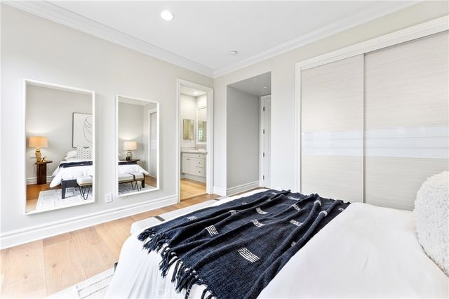 22 Crest Terrace, Irvine, CA 92603