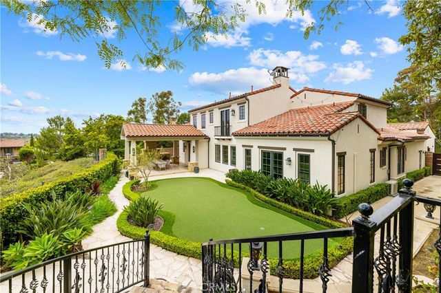 22 Crest Terrace, Irvine, CA 92603