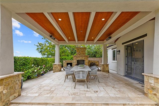 22 Crest Terrace, Irvine, CA 92603