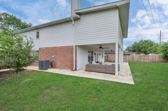 19762 Twin Canyon Court, Katy, TX 77450