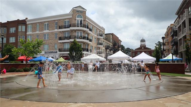 2215 Park Walke Drive, Alpharetta, GA 30009