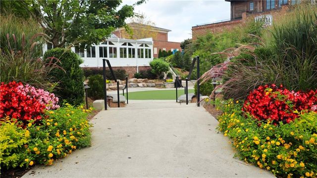 2215 Park Walke Drive, Alpharetta, GA 30009