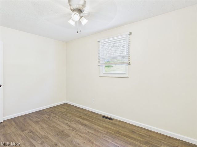 254 Suzanne Street, Washington, WV 26181