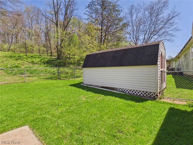 254 Suzanne Street, Washington, WV 26181