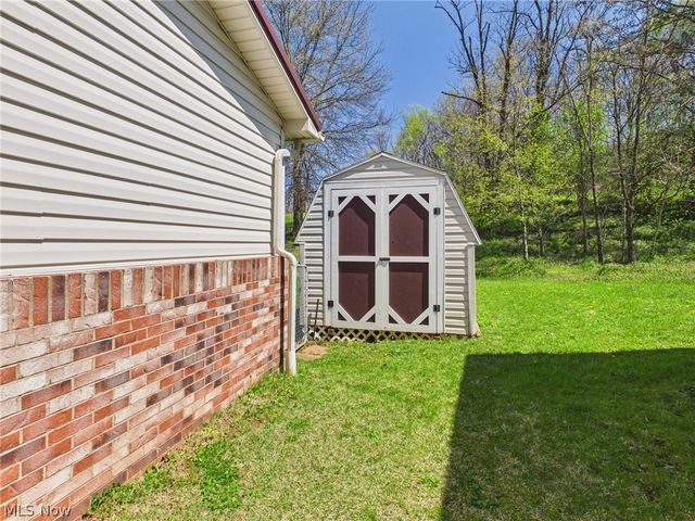 254 Suzanne Street, Washington, WV 26181