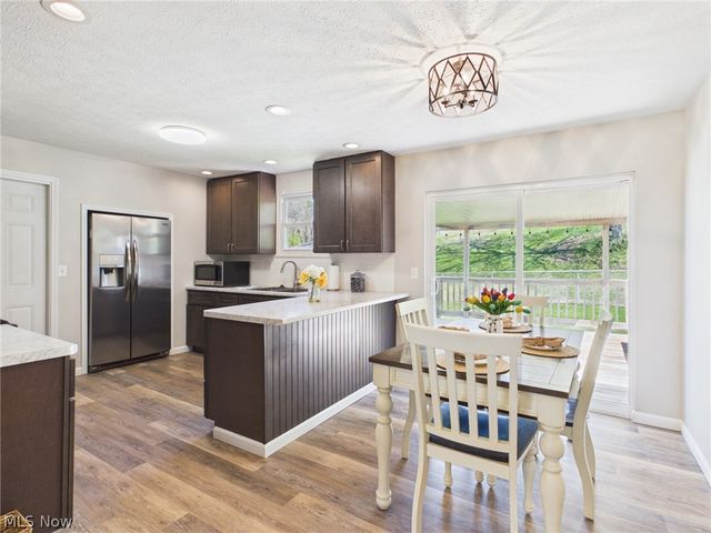 254 Suzanne Street, Washington, WV 26181