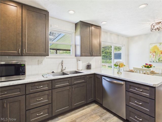 254 Suzanne Street, Washington, WV 26181
