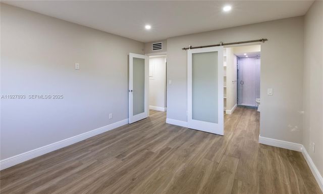 6855 Edgewater Dr 1DS, Coral Gables, FL 33133