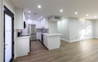 6855 Edgewater Dr 1DS, Coral Gables, FL 33133