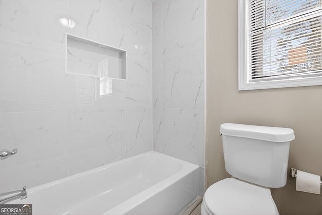 1436 Sage Brook Court, Lawrenceville, GA 30043