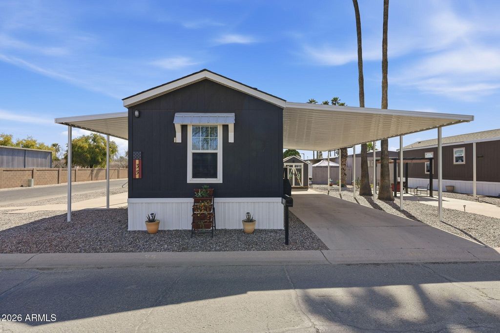 426 W COTTONWOOD Lane 35, Casa Grande, AZ 85122 — photo 2