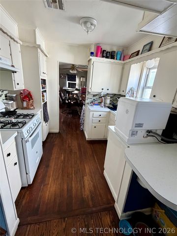 4617 S 26th West Avenue, Tulsa, OK 74107