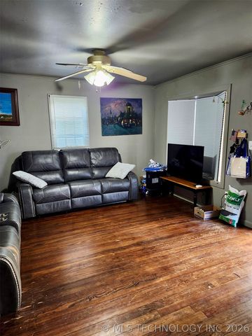 4617 S 26th West Avenue, Tulsa, OK 74107