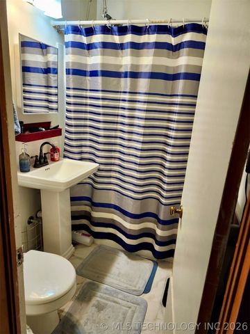 4617 S 26th West Avenue, Tulsa, OK 74107