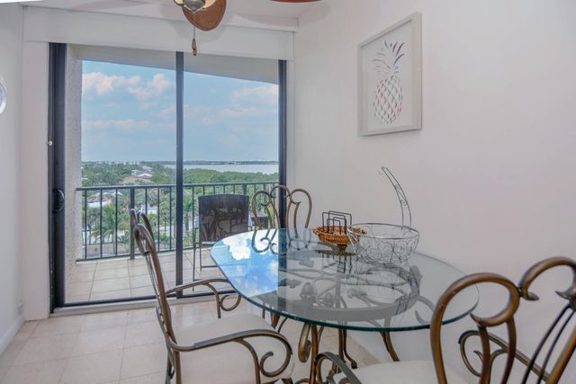 4200 N Ocean Drive 2-605, Singer Island, FL 33404