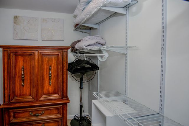 4200 N Ocean Drive 2-605, Singer Island, FL 33404