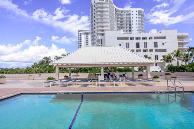 4200 N Ocean Drive 2-605, Singer Island, FL 33404