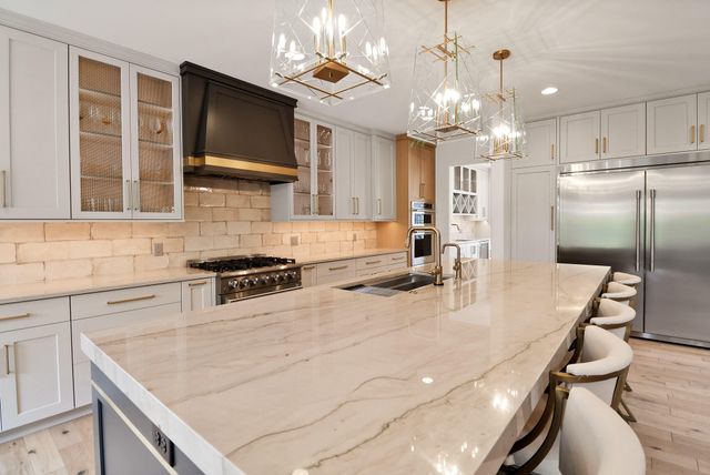 3703 Brigata Drive, Valparaiso, IN 46385