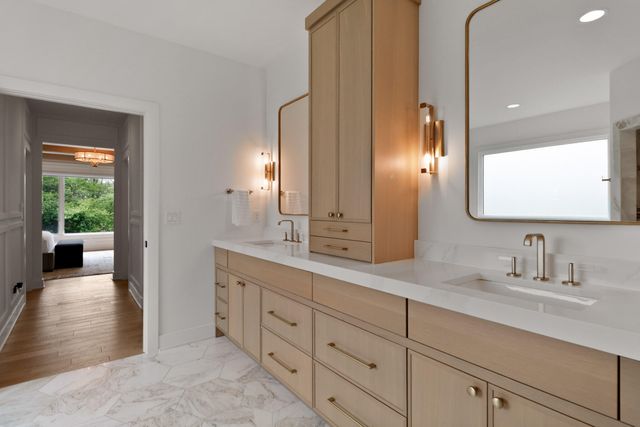 3703 Brigata Drive, Valparaiso, IN 46385