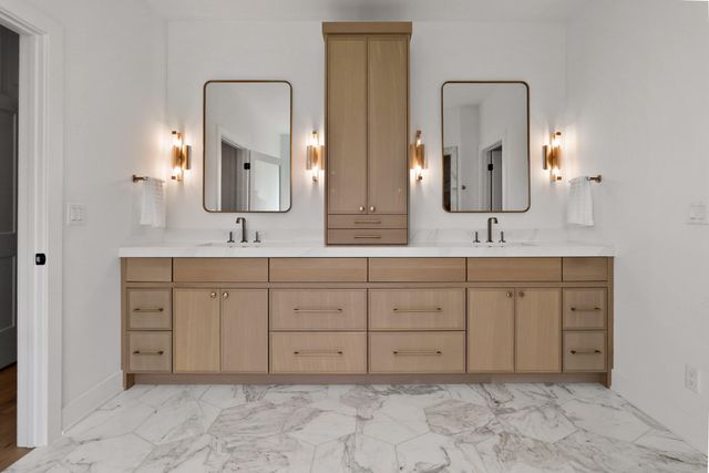 3703 Brigata Drive, Valparaiso, IN 46385