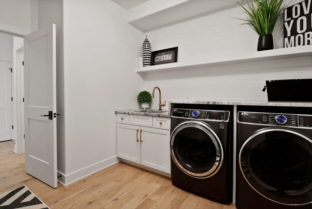 3703 Brigata Drive, Valparaiso, IN 46385